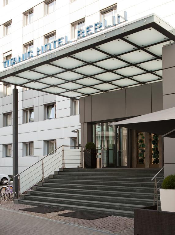 Titanic Comfort Mitte Berlim Exterior foto